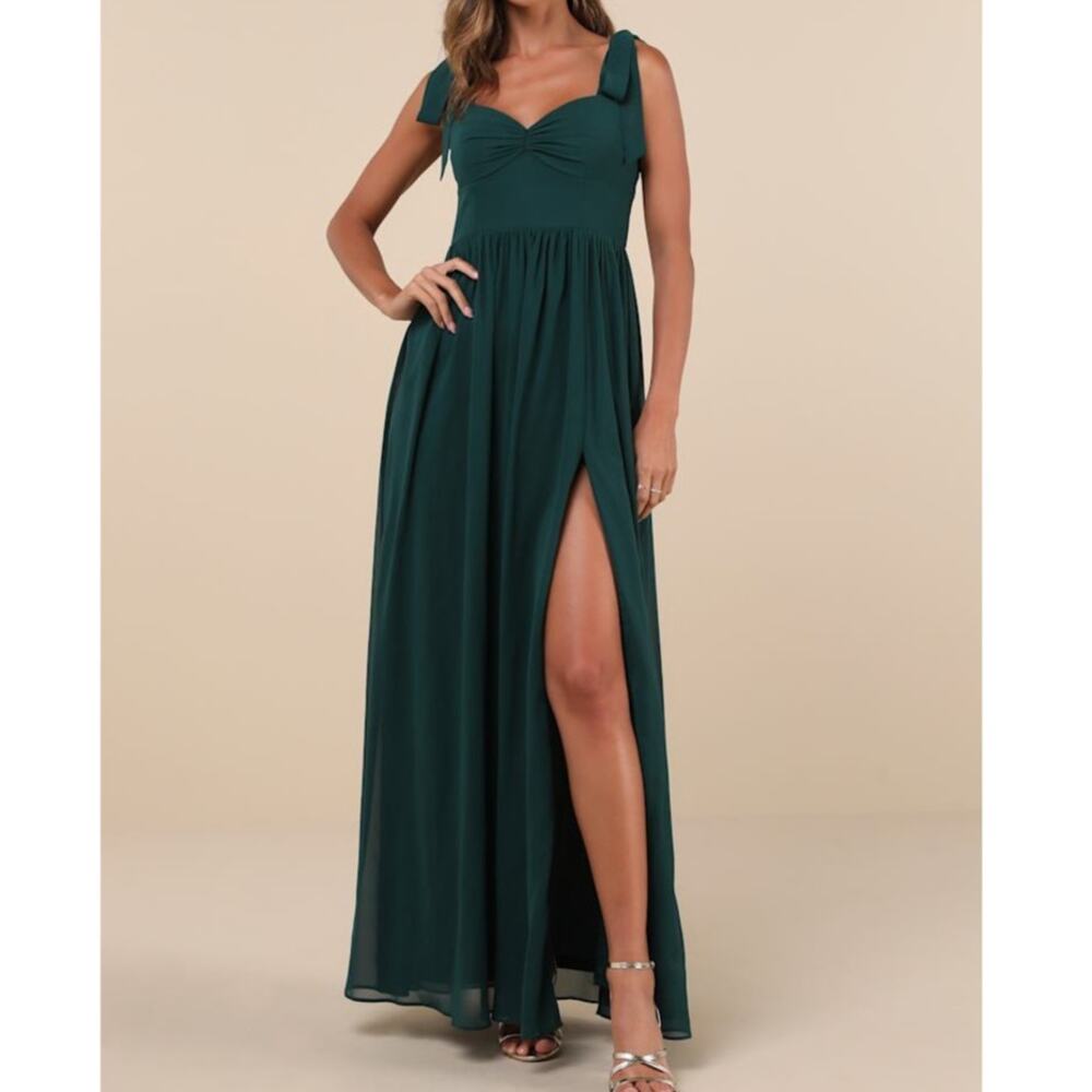 Lulus NWOT Radiant Charisma Emerald Chiffon Ruched Tie-Strap Maxi Dress Medium